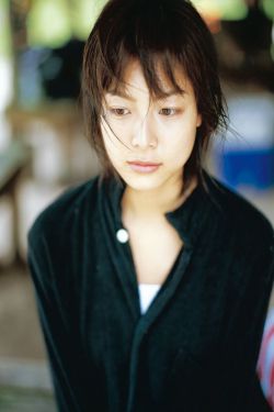 大龟慢慢挺进女友闺蜜的体内视频